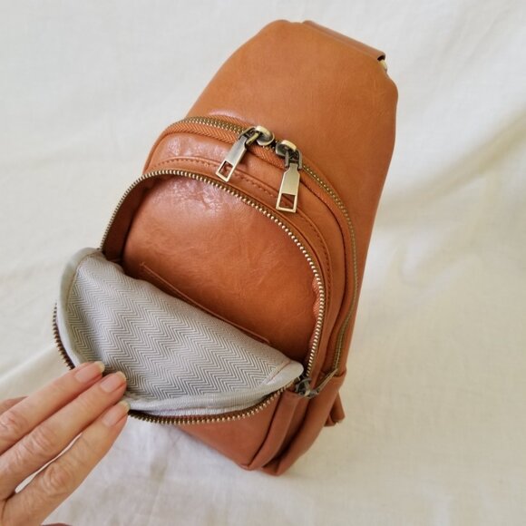 NEW! Faux Leather Shoulder/Crossbody Bag w/2-Zipper Sections & Detachable Strap - Picture 7 of 15